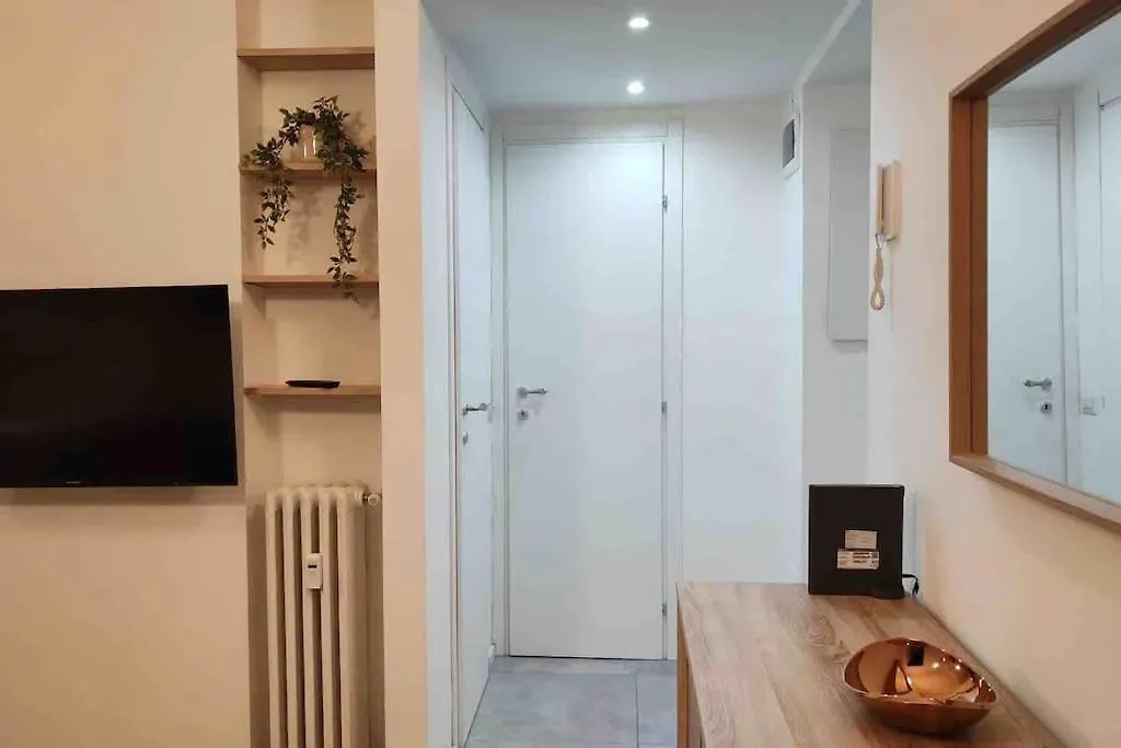 Milano - Fuorisalone Apartamento 0*, Milán